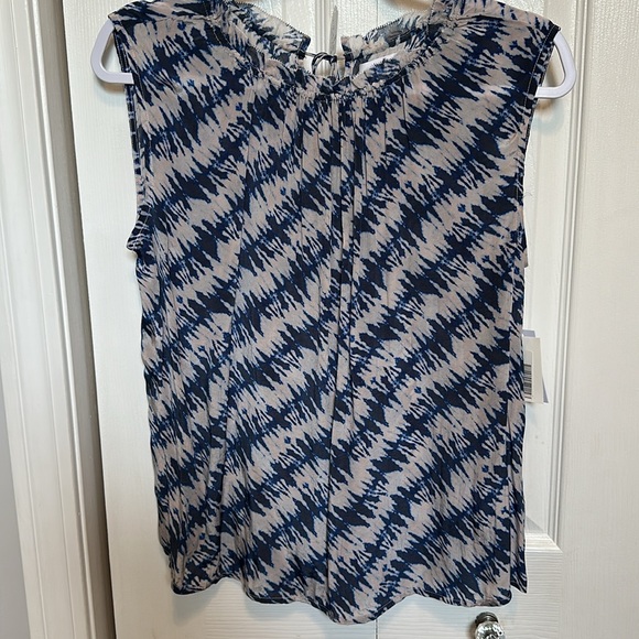 ANTHROPOLOGIE Velvet By Graham & Spencer Tie Dye Blouse $158 MSRP - Picture 3 of 5